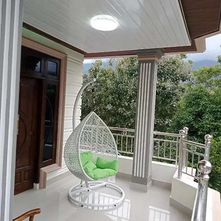 Talpe Villa Tuk Tuk Exterior photo