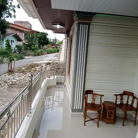 Talpe Villa Tuk Tuk Exterior photo